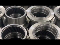 Hersteller von Endantrieben und Schwenkwerken für Bagger