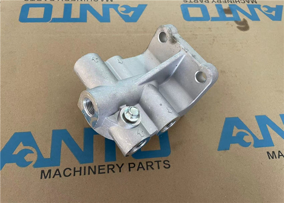 6745-71-7211 6745717211 Filterkopf Baggerteile für KOMATSU D65EX D65PX D65WX GD655 GD675